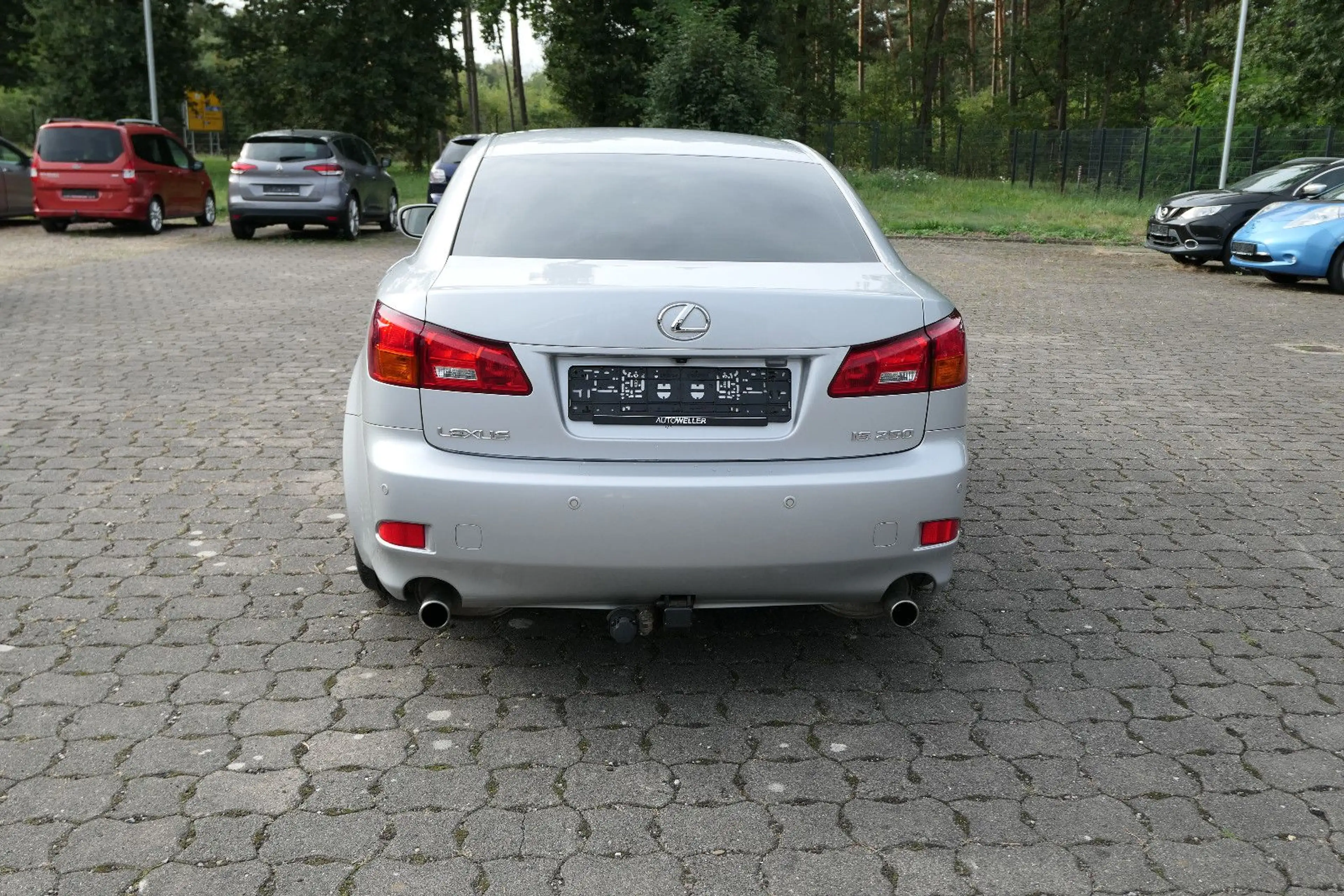Lexus IS 250 V6/AHK/Navi/Sitzbelüftung/Xenon — photo 4