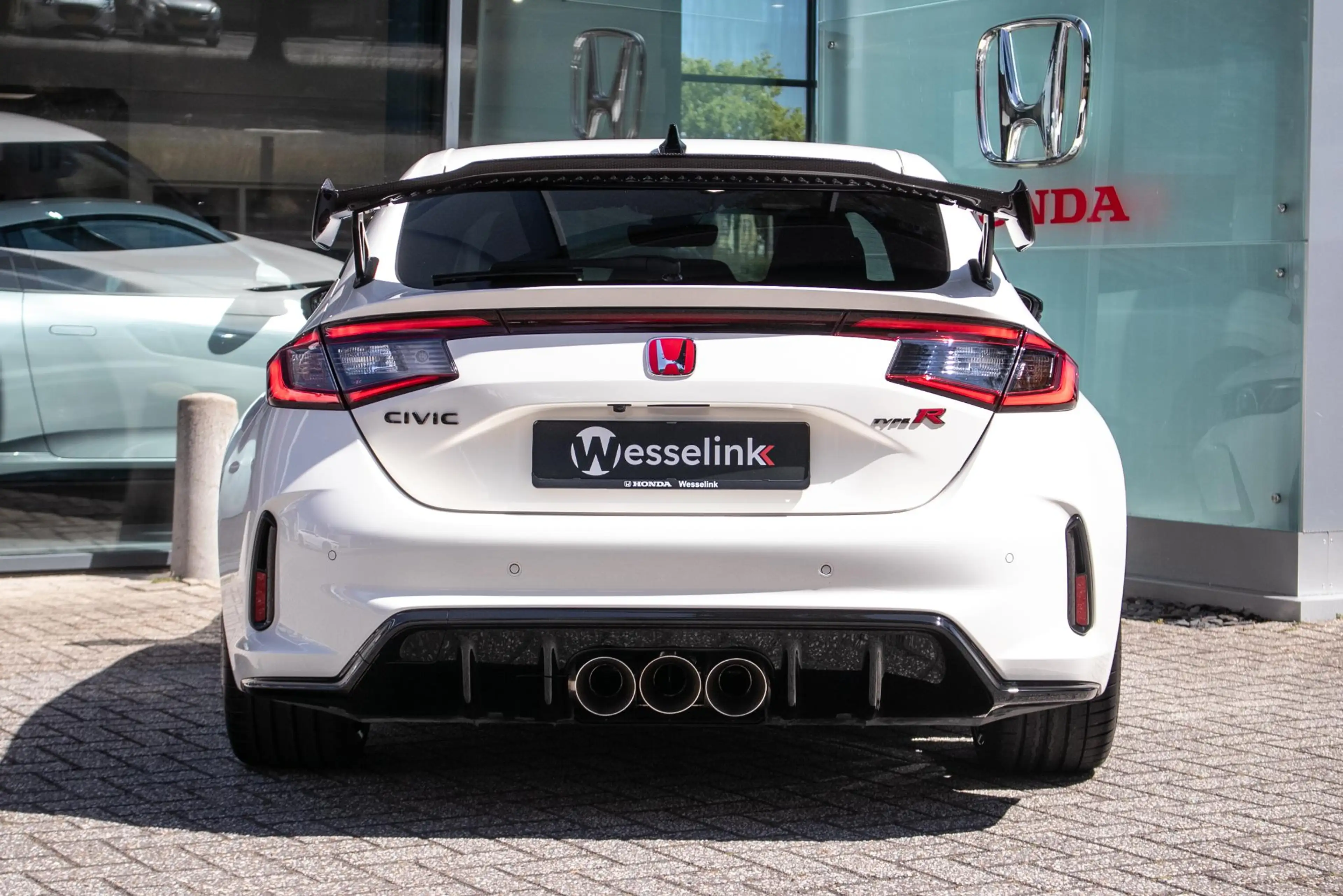 Honda Civic 2.0 i-VTEC Type R - Org.Carbon achterspoiler | Mil — photo 12