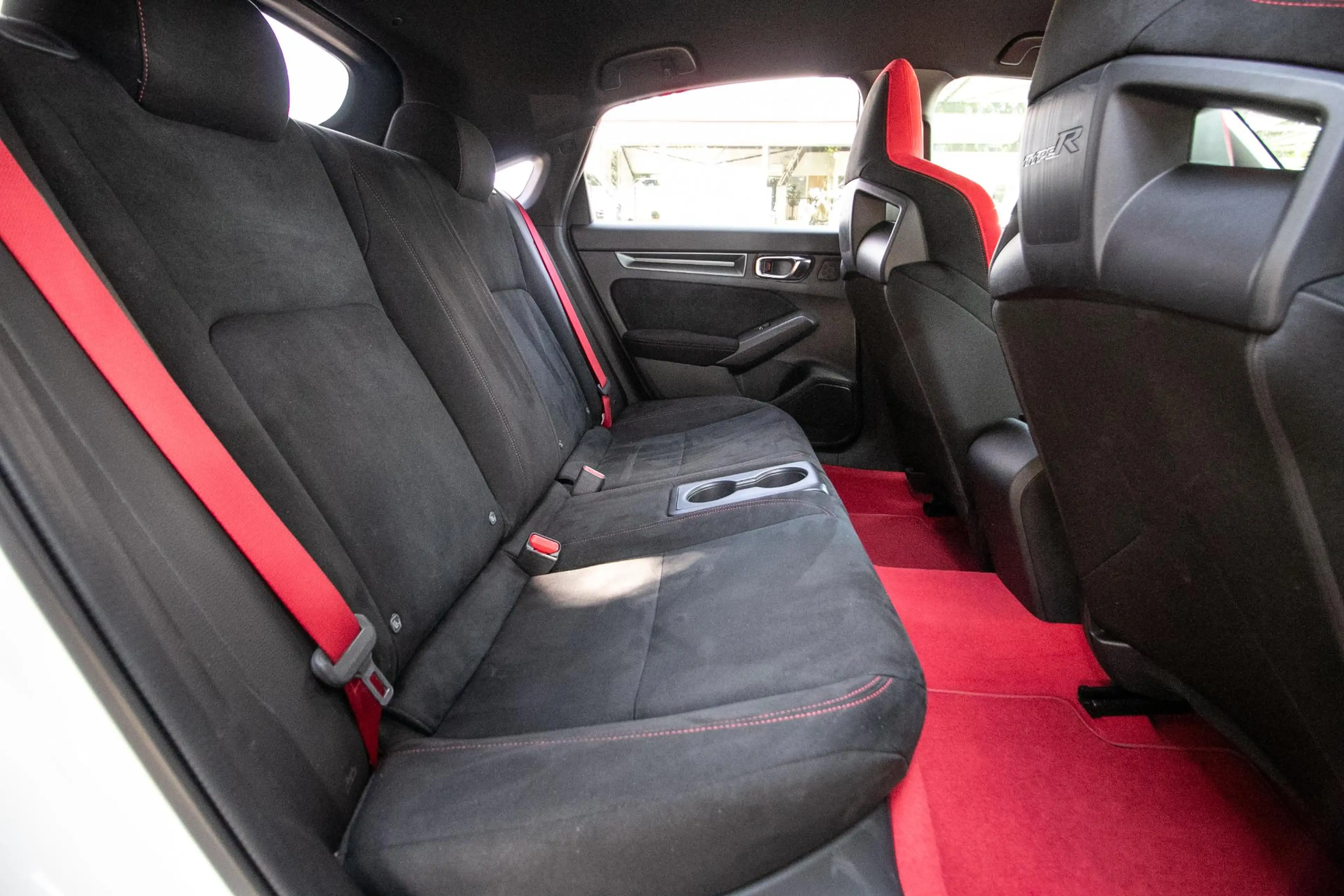 Honda Civic 2.0 i-VTEC Type R - Org.Carbon achterspoiler | Mil — photo 9