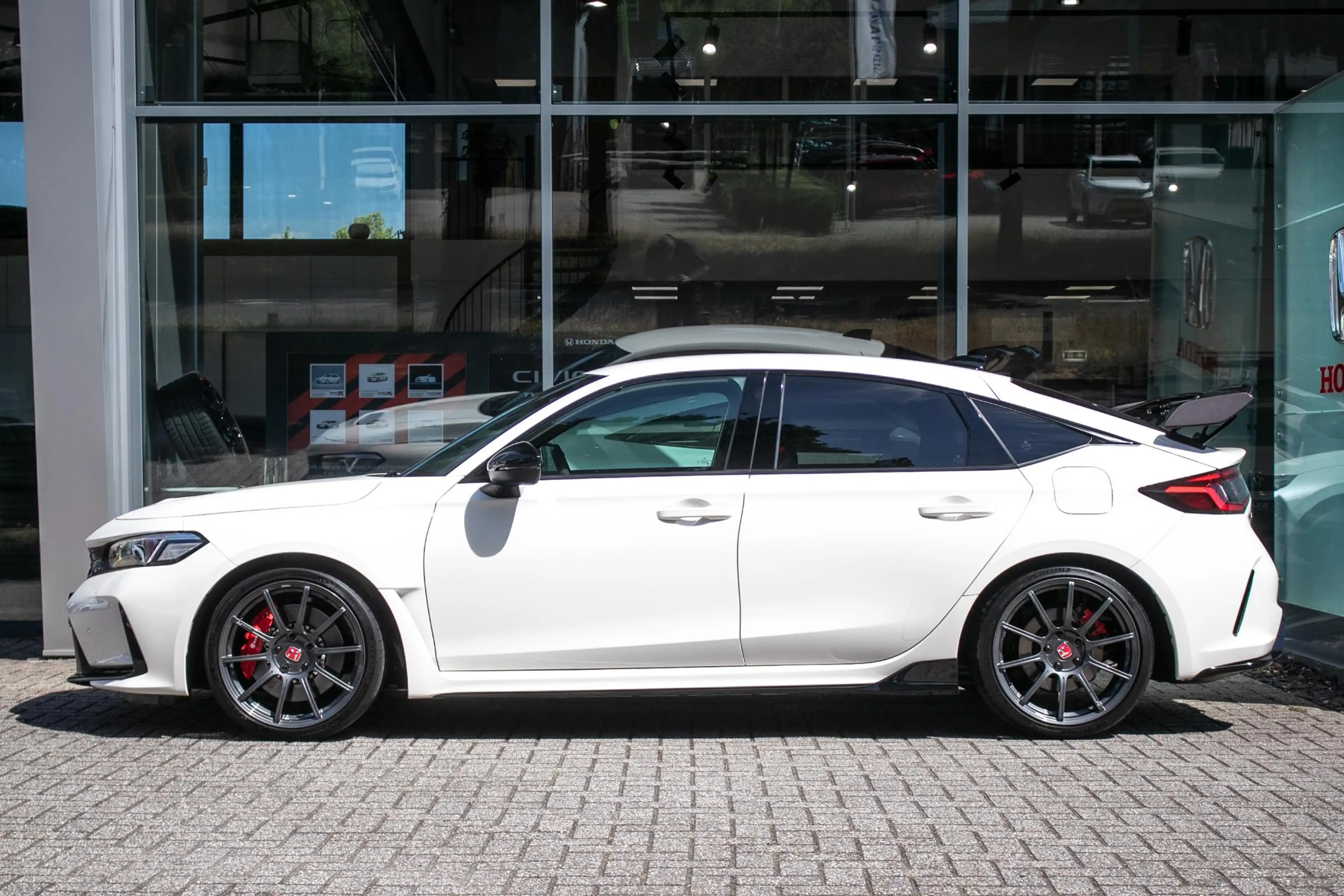Honda Civic 2.0 i-VTEC Type R - Org.Carbon achterspoiler | Mil — photo 2