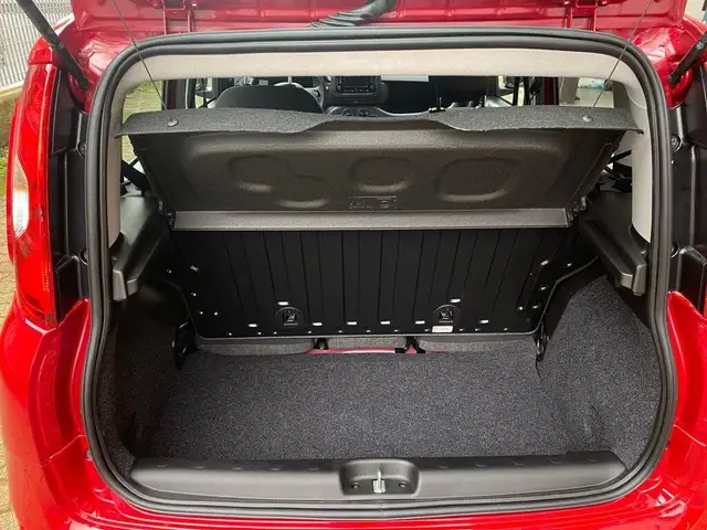 Fiat Panda view 9