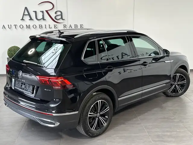 Volkswagen Tiguan view 4