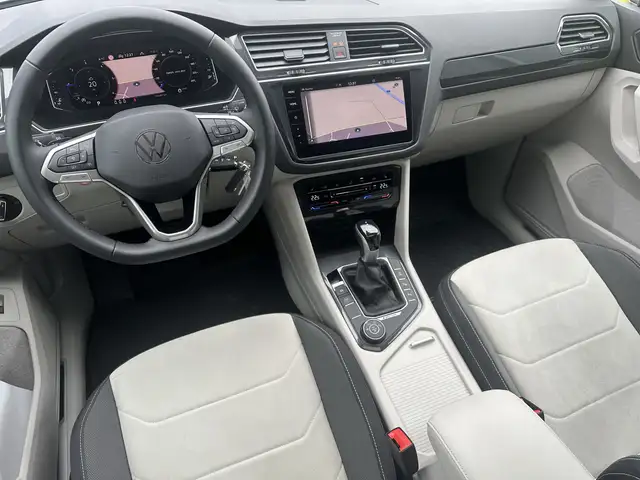 Volkswagen Tiguan view 15
