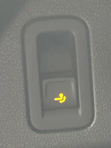 Volkswagen Tiguan view 8