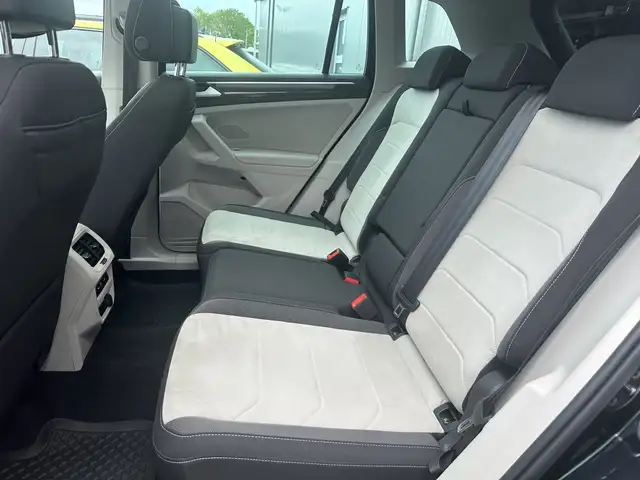 Volkswagen Tiguan view 14