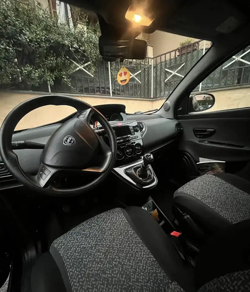 Lancia Ypsilon 2021