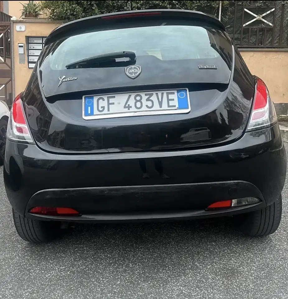 Lancia Ypsilon 2021