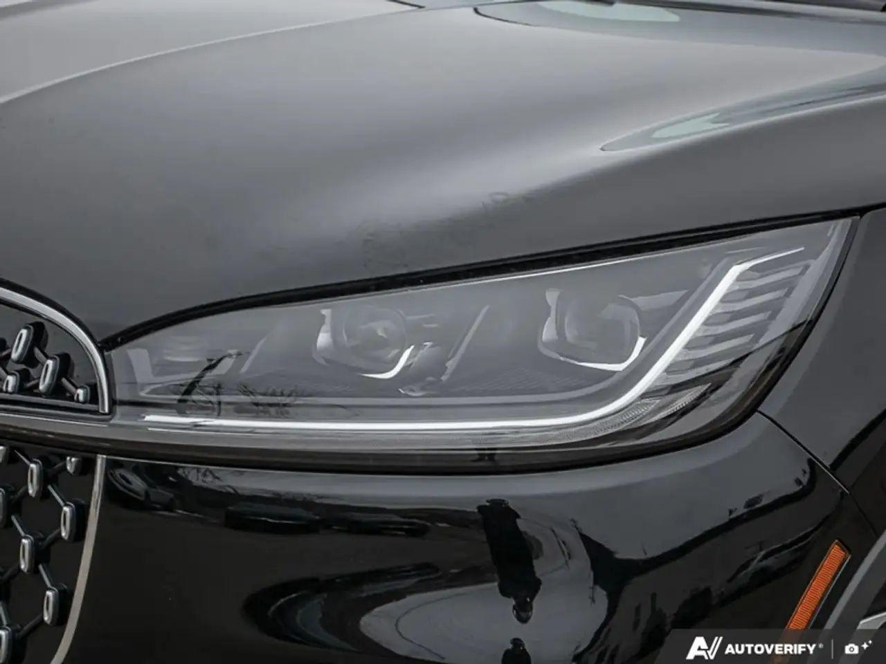 Lincoln Aviator снимка Lincoln Aviator