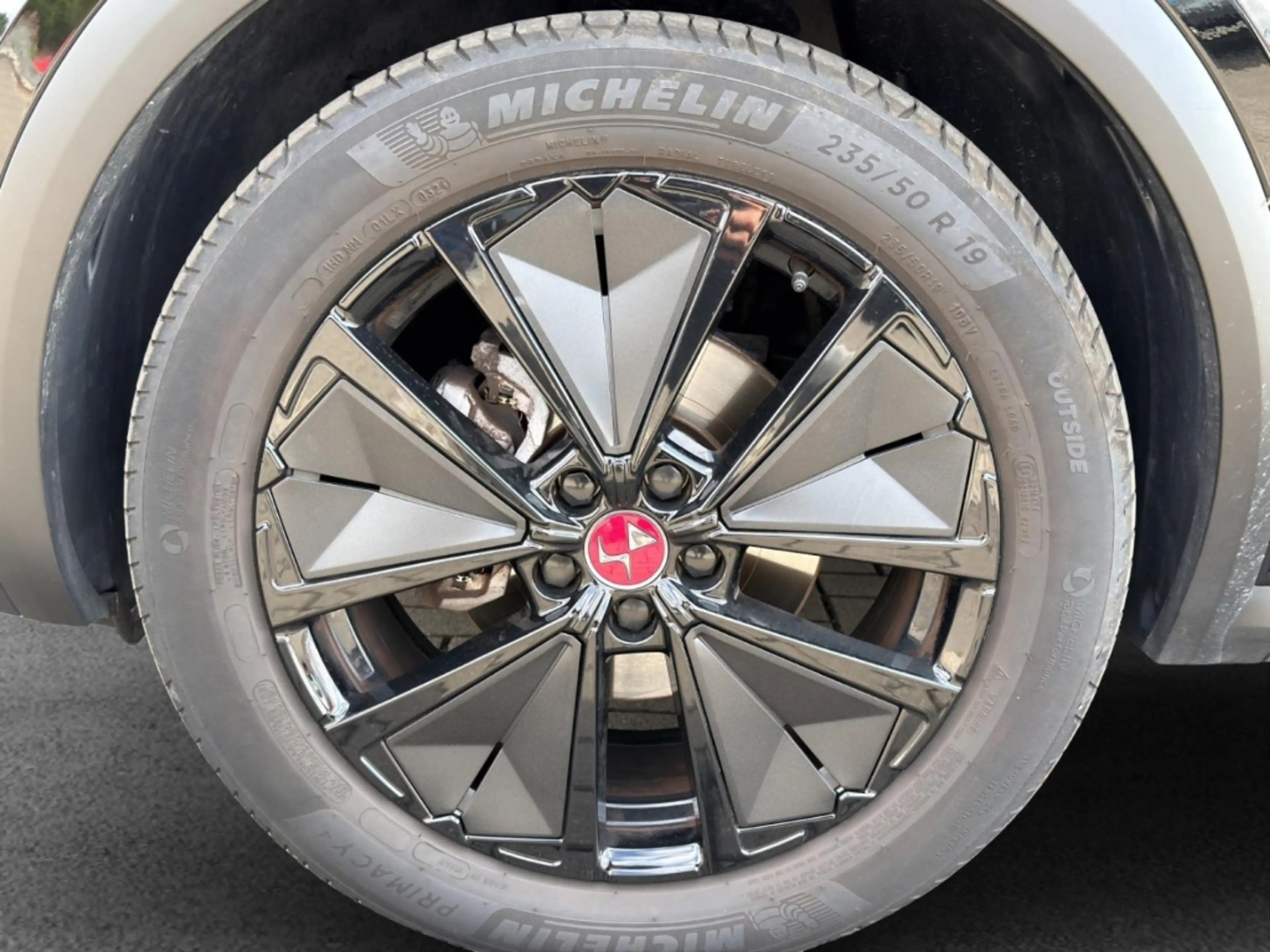 DS Automobiles DS 7 Performance Line + BHDi 130 °LED°Kamera°BF° — photo 14