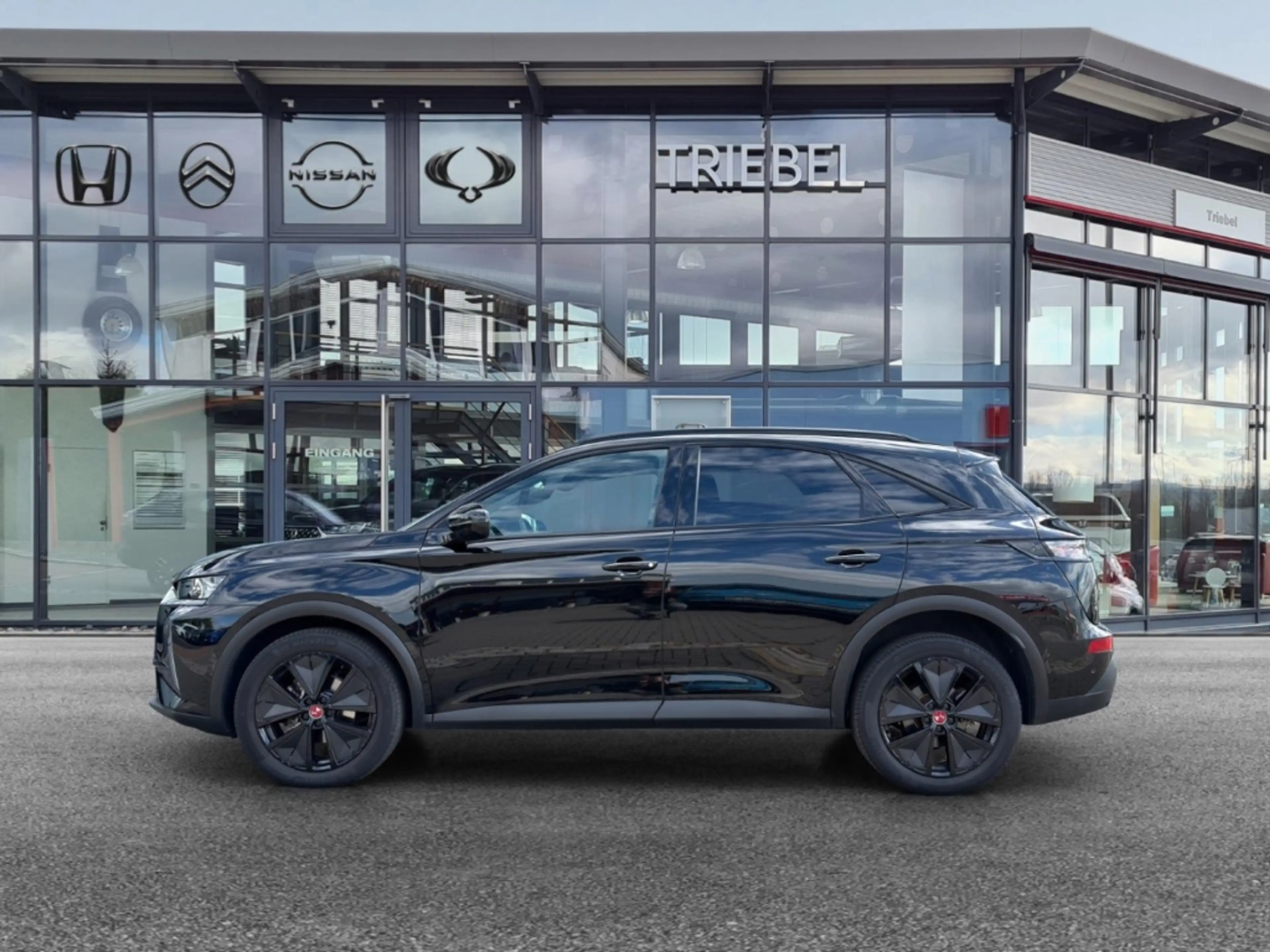 DS Automobiles DS 7 Performance Line + BHDi 130 °LED°Kamera°BF° — photo 3
