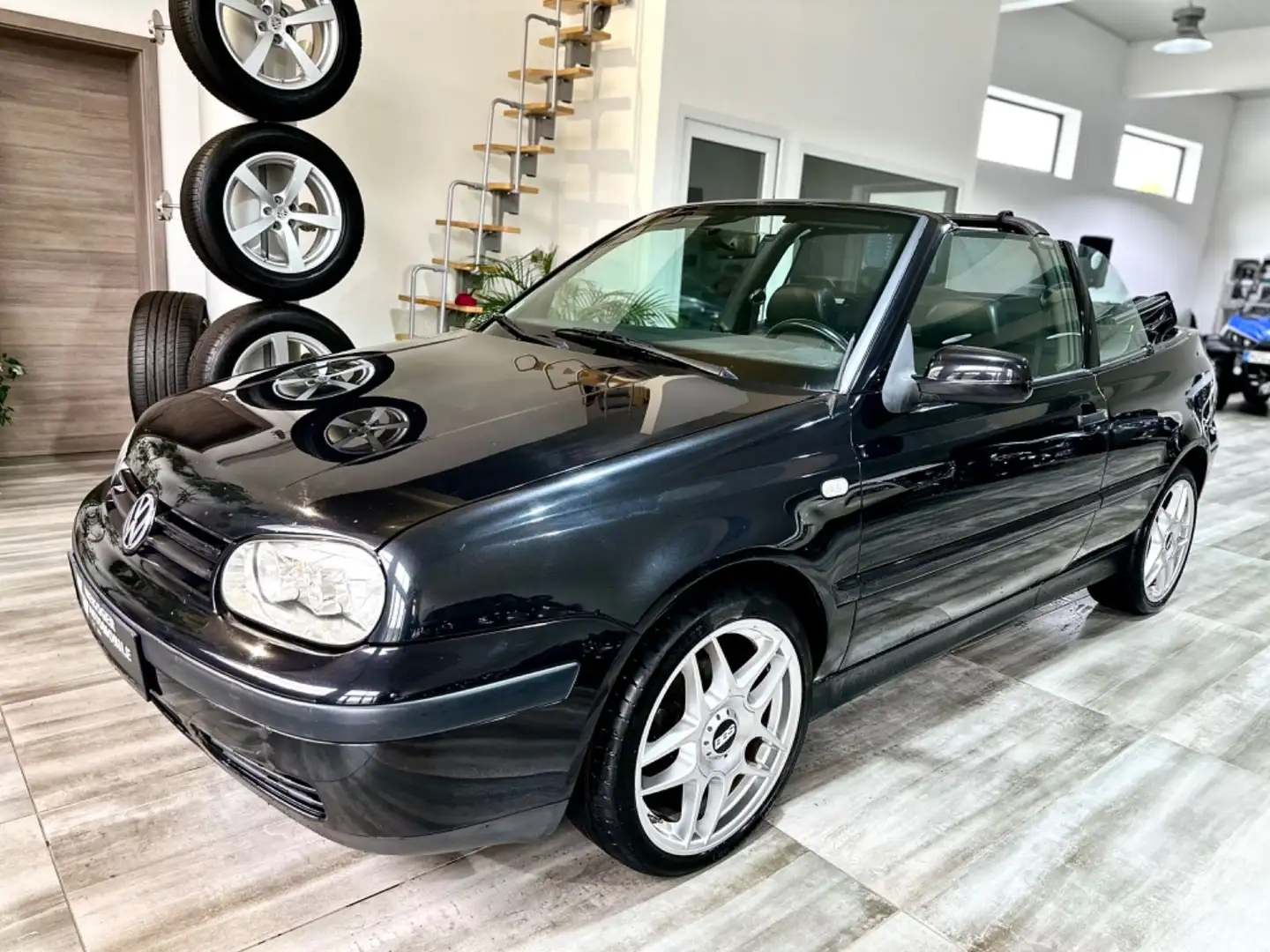 Volkswagen Golf 4 Cabrio 1.9 TDI *SHZ*BBS*Leder*TÜV 06/27* Noir - 1