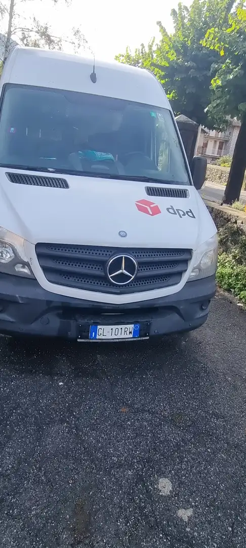 Mercedes-Benz Sprinter - 2