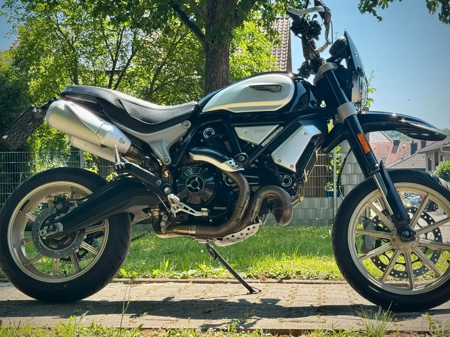 Ducati Scrambler 1100 * Supermoto/Enduro Eyecatcher Negro - 2