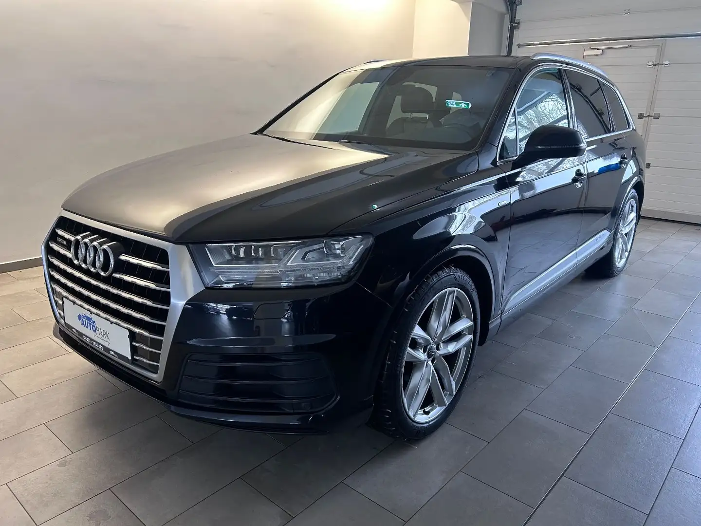 Audi Q7 3.0 TDI quattro S line *Matrix LED *7-Sitzer* Schwarz - 1