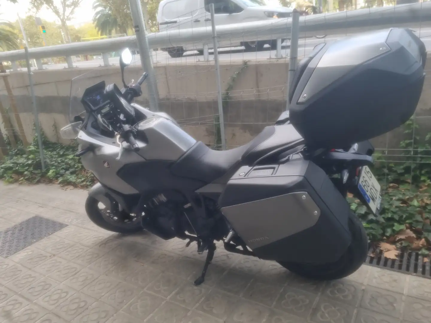 Honda NT 1100 2023 Šedá - 1