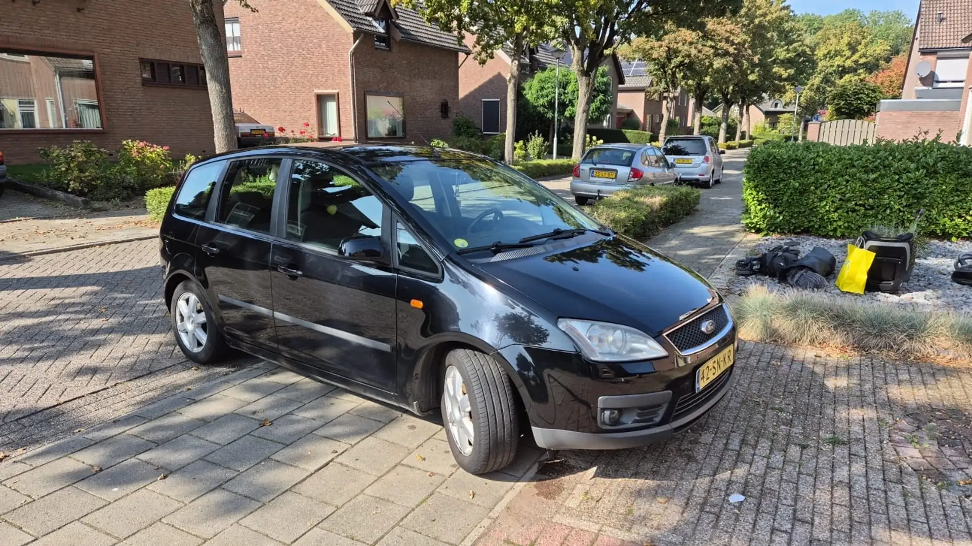 Ford Focus C-Max 1.6-16V Futura Zwart - 2