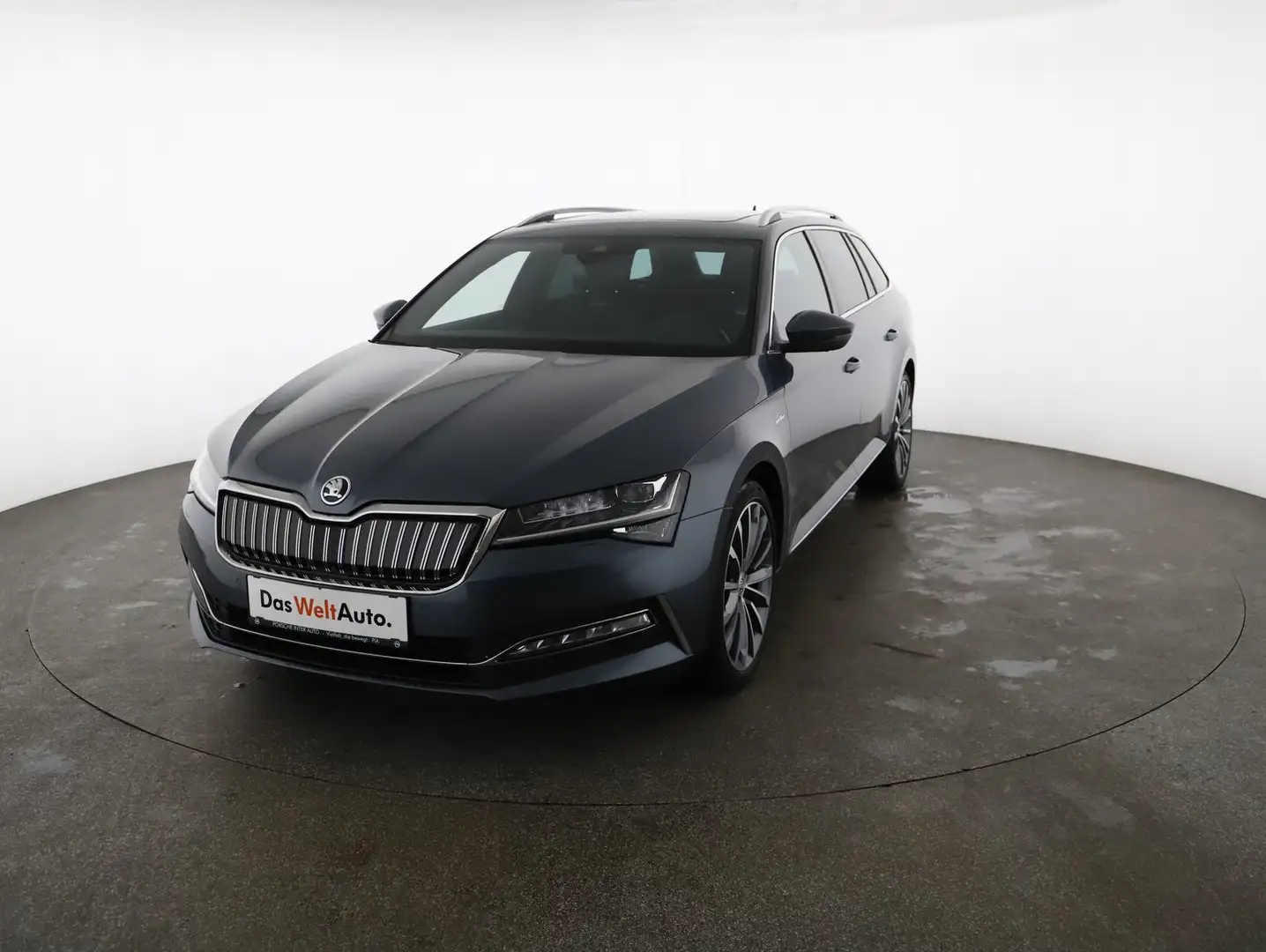 Skoda Superb iV SPORTLINE DSG Grau - 2