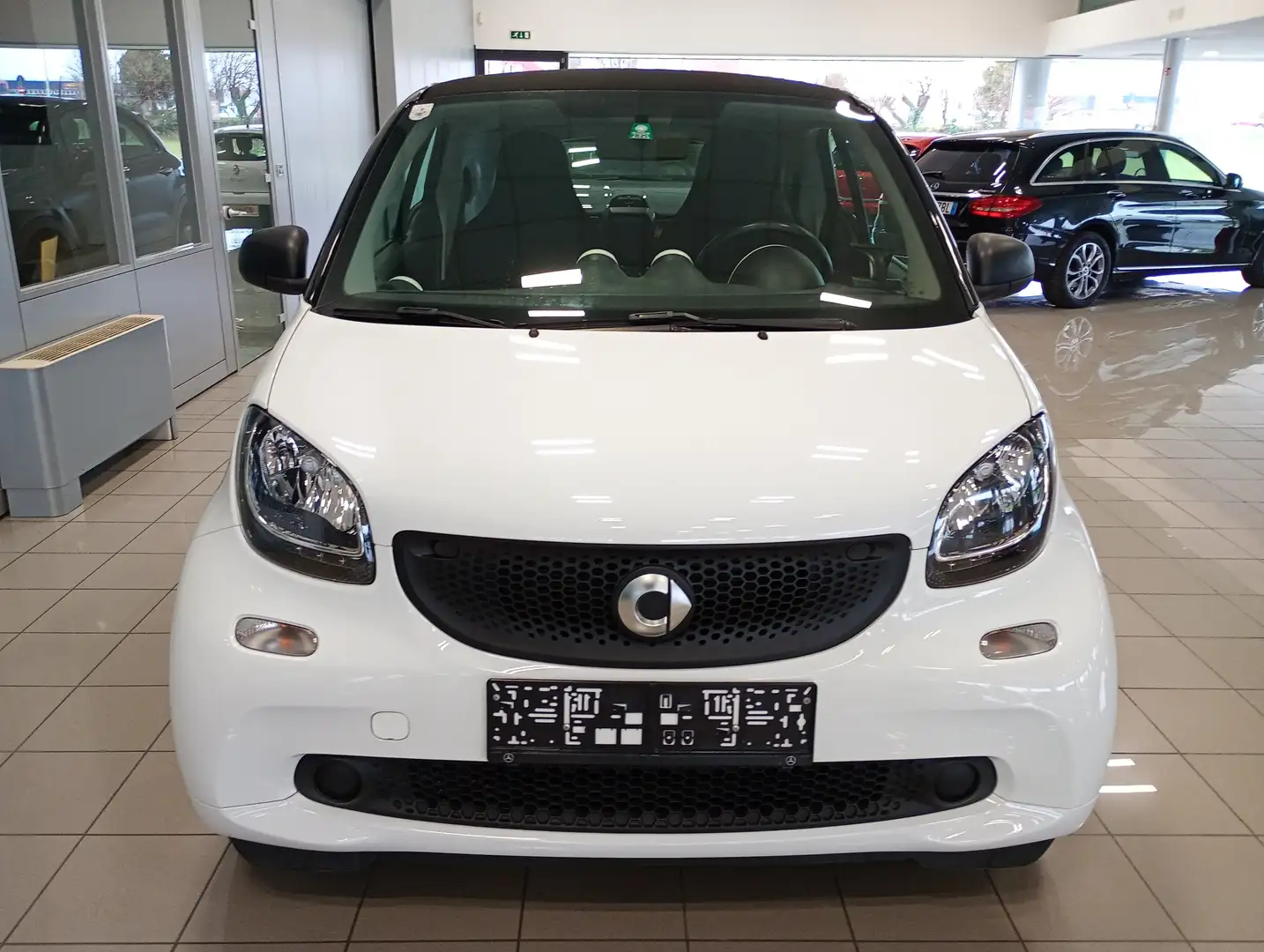 smart forTwo Fortwo 1.0 AMG EDITION 61cv Bianco - 2