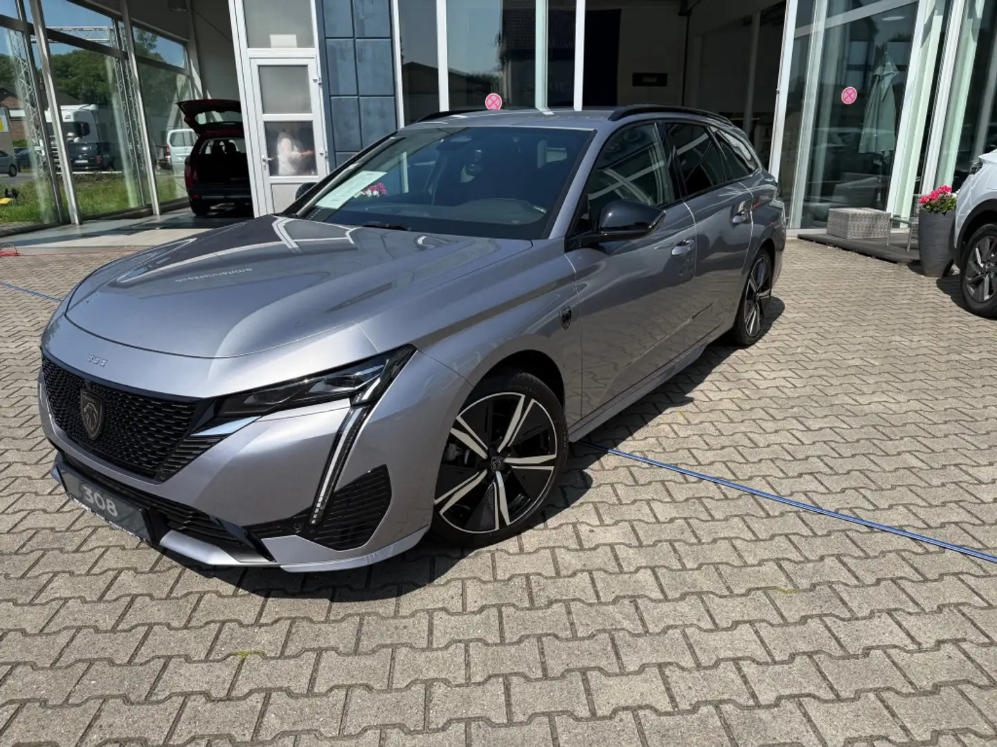 Peugeot 308 SW GT360° Kamera, Frontscheibenheizung, Navigatio Grijs - 1