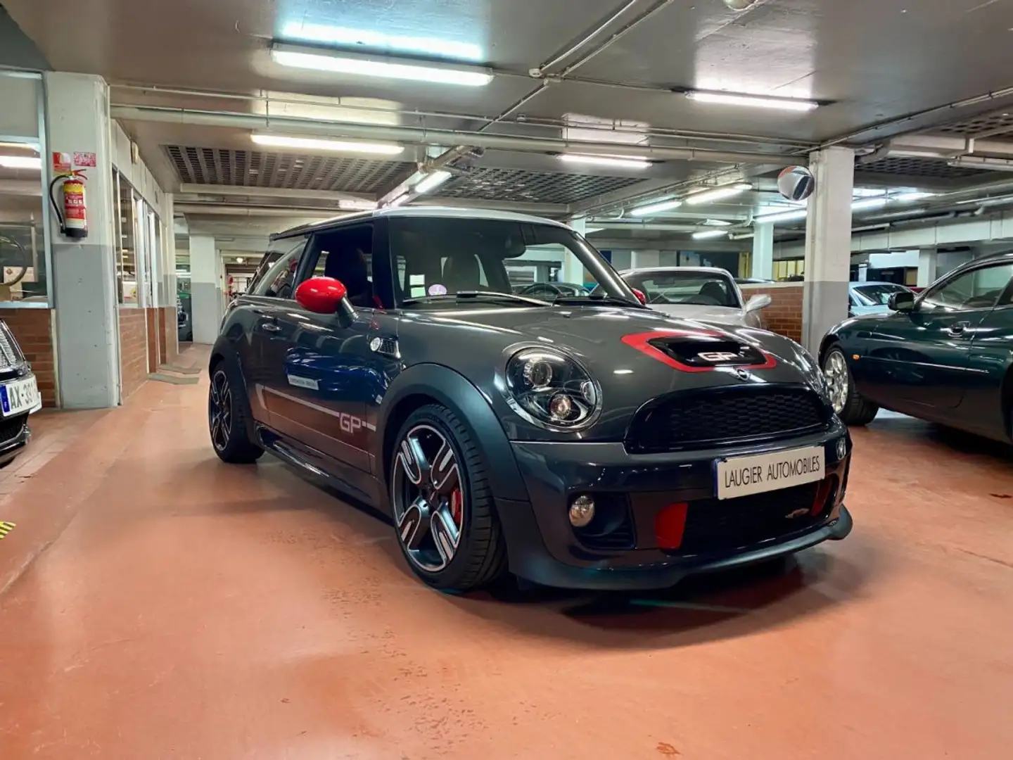 MINI Cooper II (2) 1.6 218 JCW GPII - 2