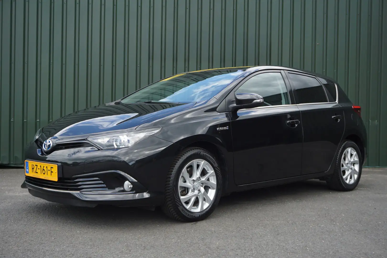 Toyota Auris Auris 1.8 Hybrid Dynam. Go Zwart - 1