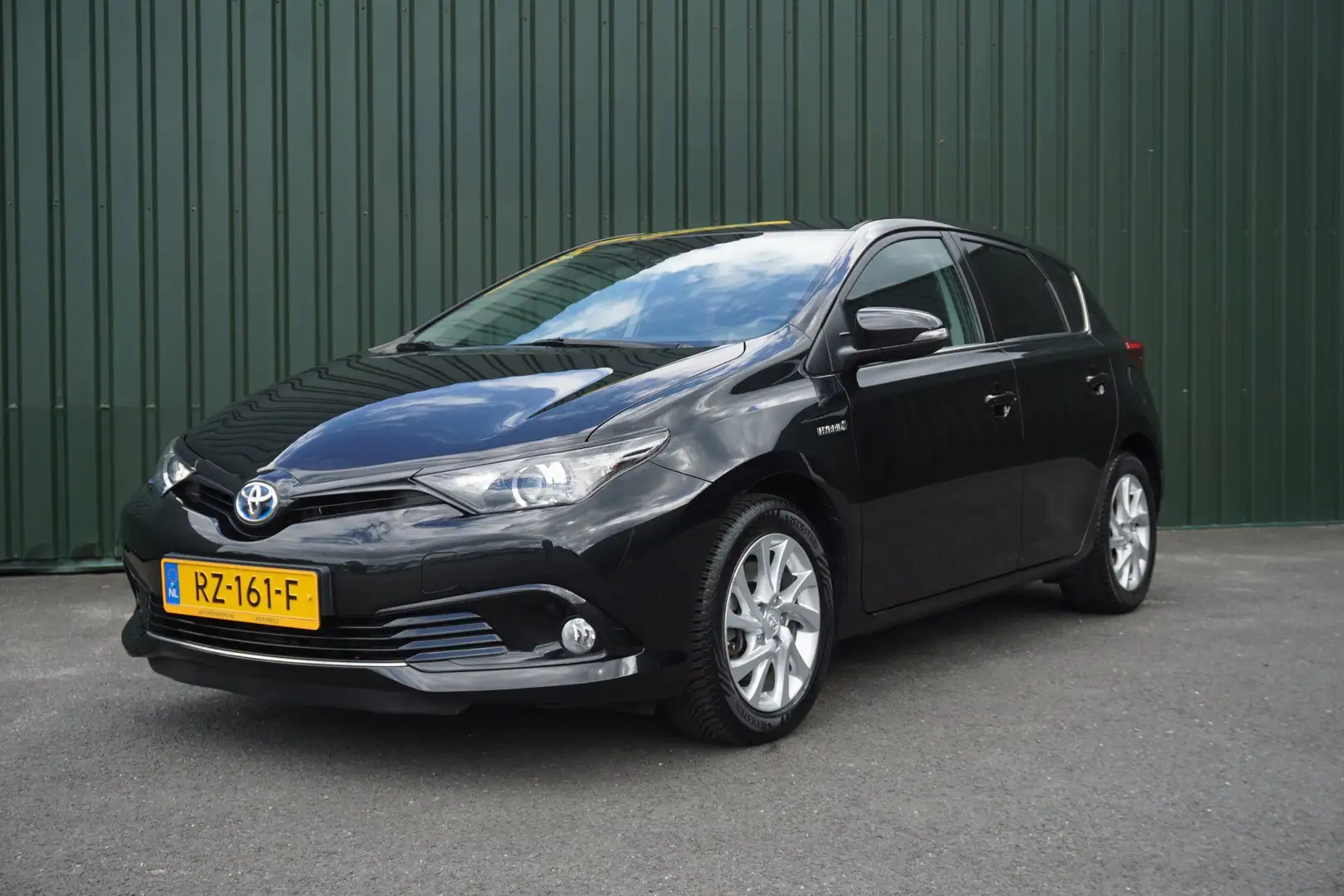 Toyota Auris Auris 1.8 Hybrid Dynam. Go Zwart - 2