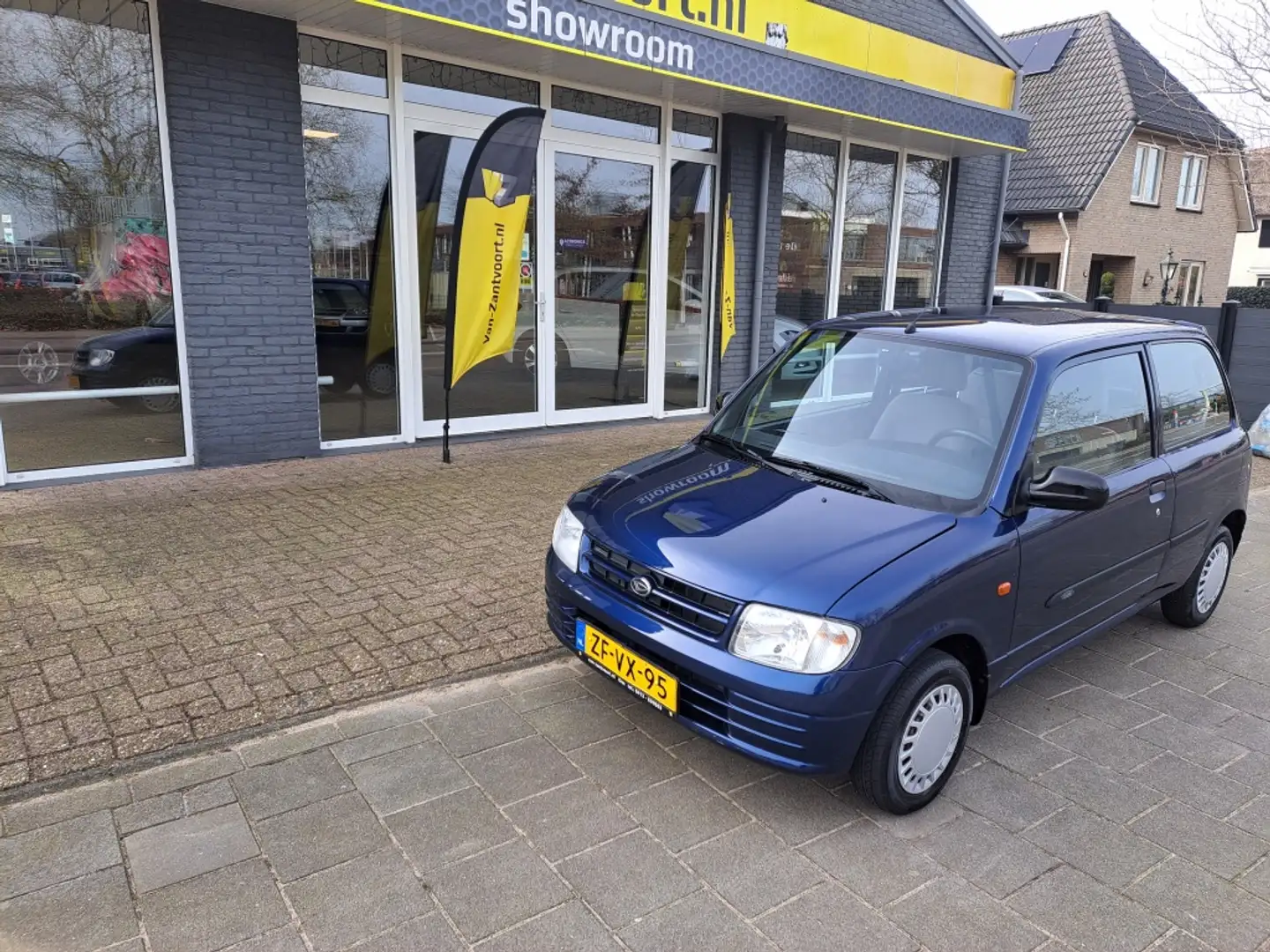 Daihatsu Cuore 1.0-12V STi Albastru - 1