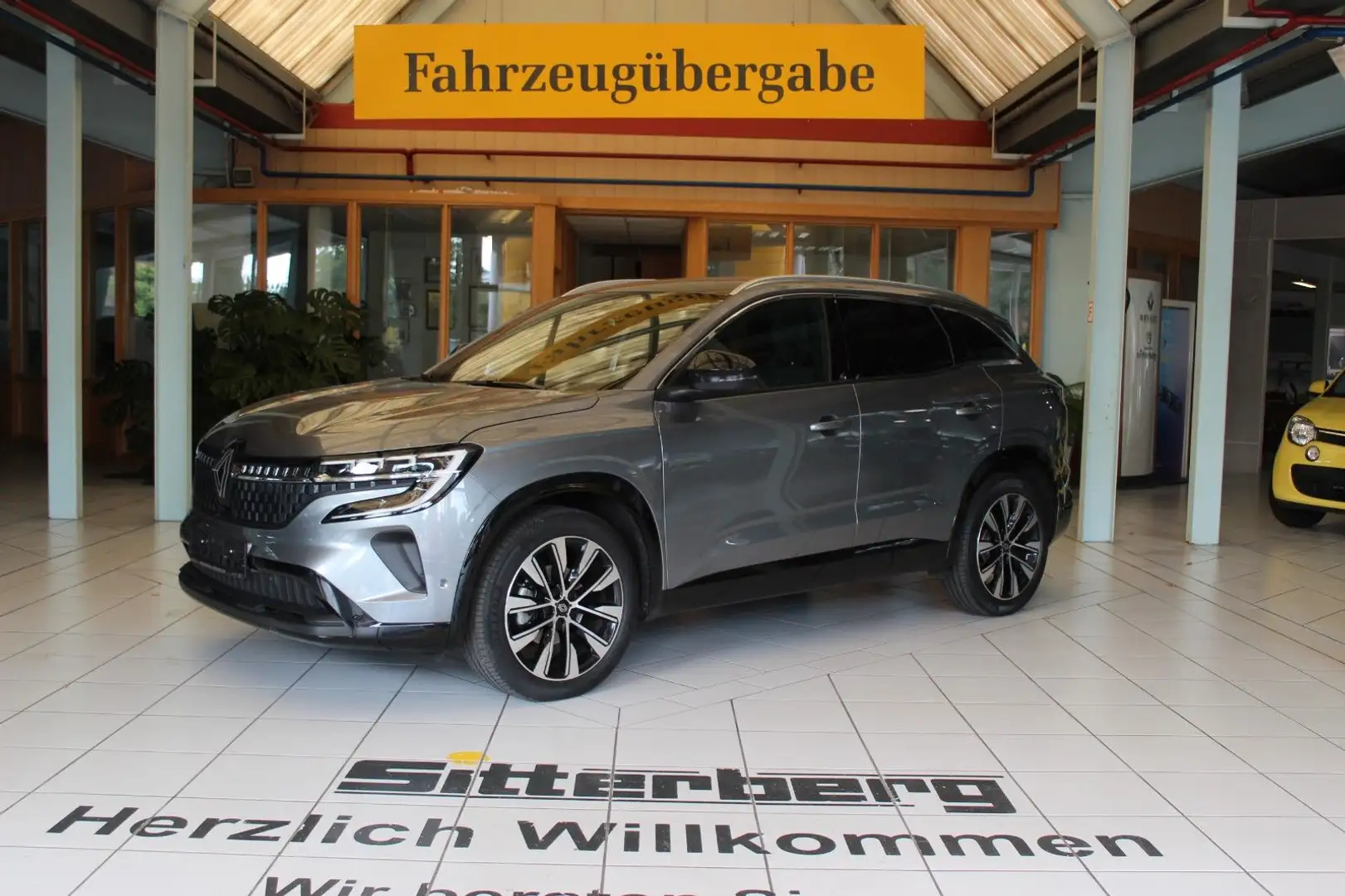 Renault Austral Techno Mild Hybrid 160 Automatik Gris - 1
