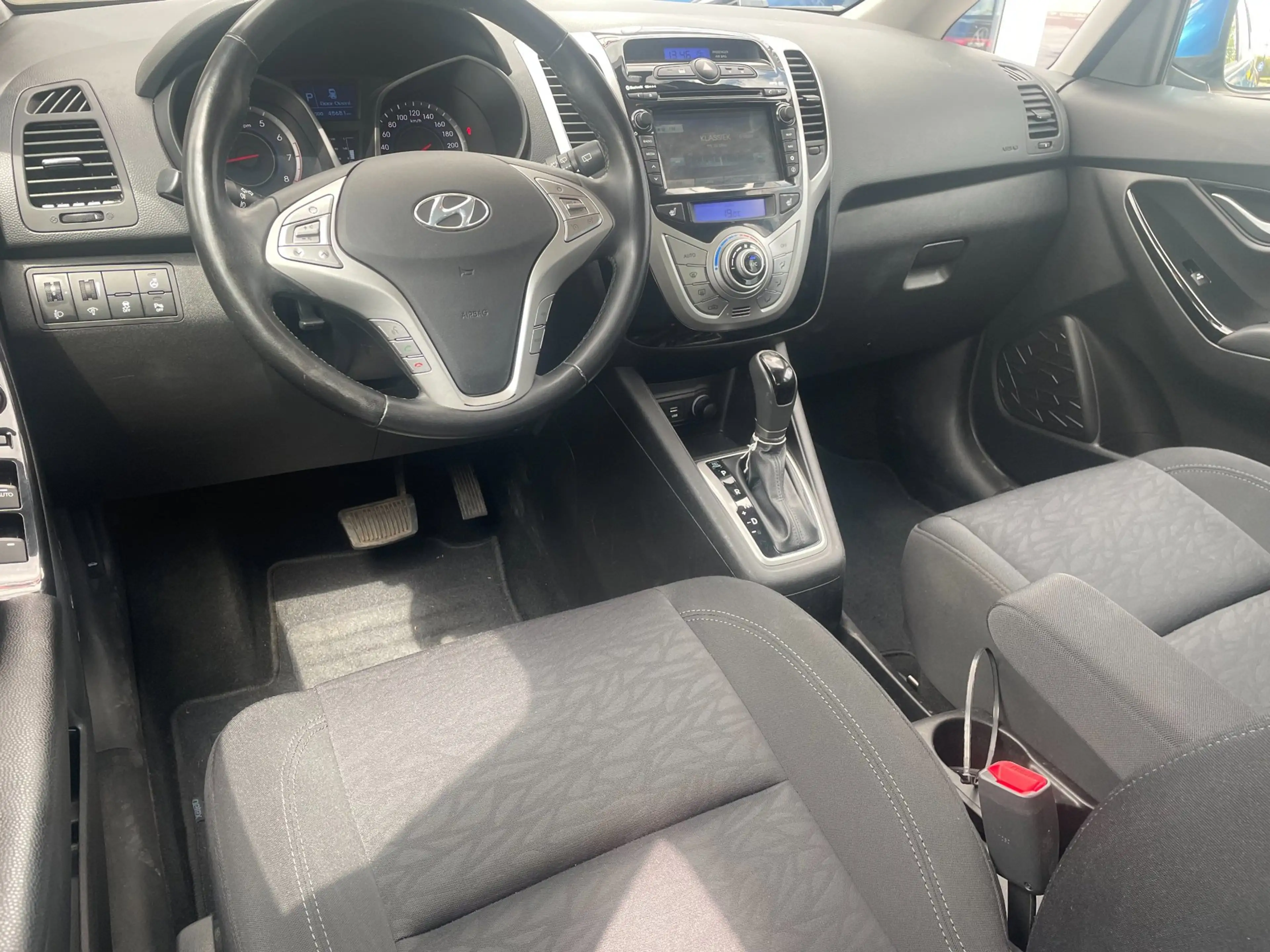 Hyundai iX20 1.6i Go!- Automaat-Navigatie — photo 11