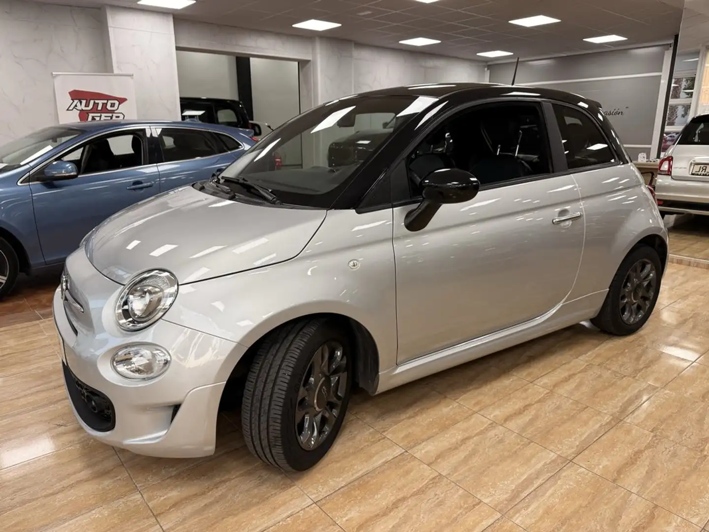Fiat 500 1.0 Hybrid Sport 52kW Grau - 2