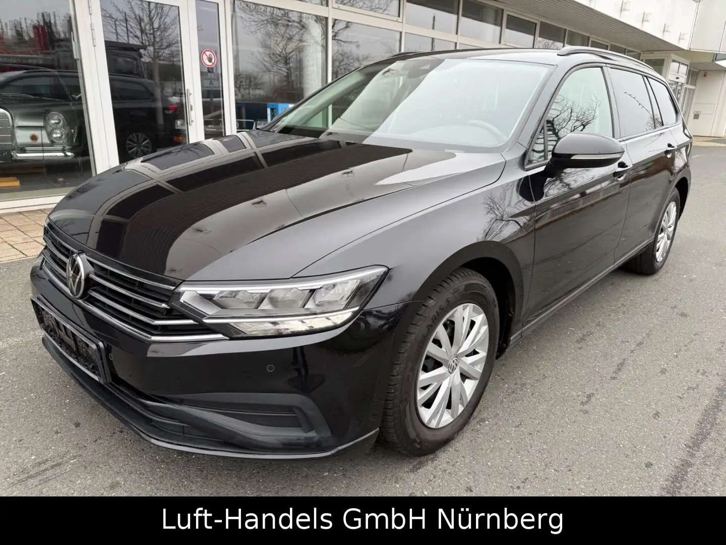Volkswagen Passat Variant Conceptline 2.0TDI LED ACC DSG NA Noir - 1