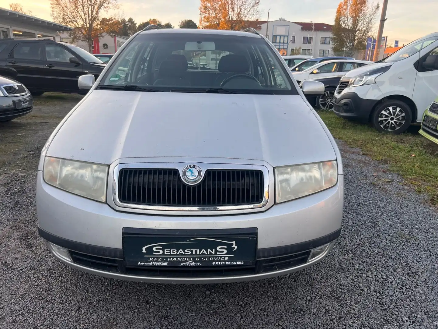 Skoda Fabia 1.4 16V Comfort Combi Silber - 2