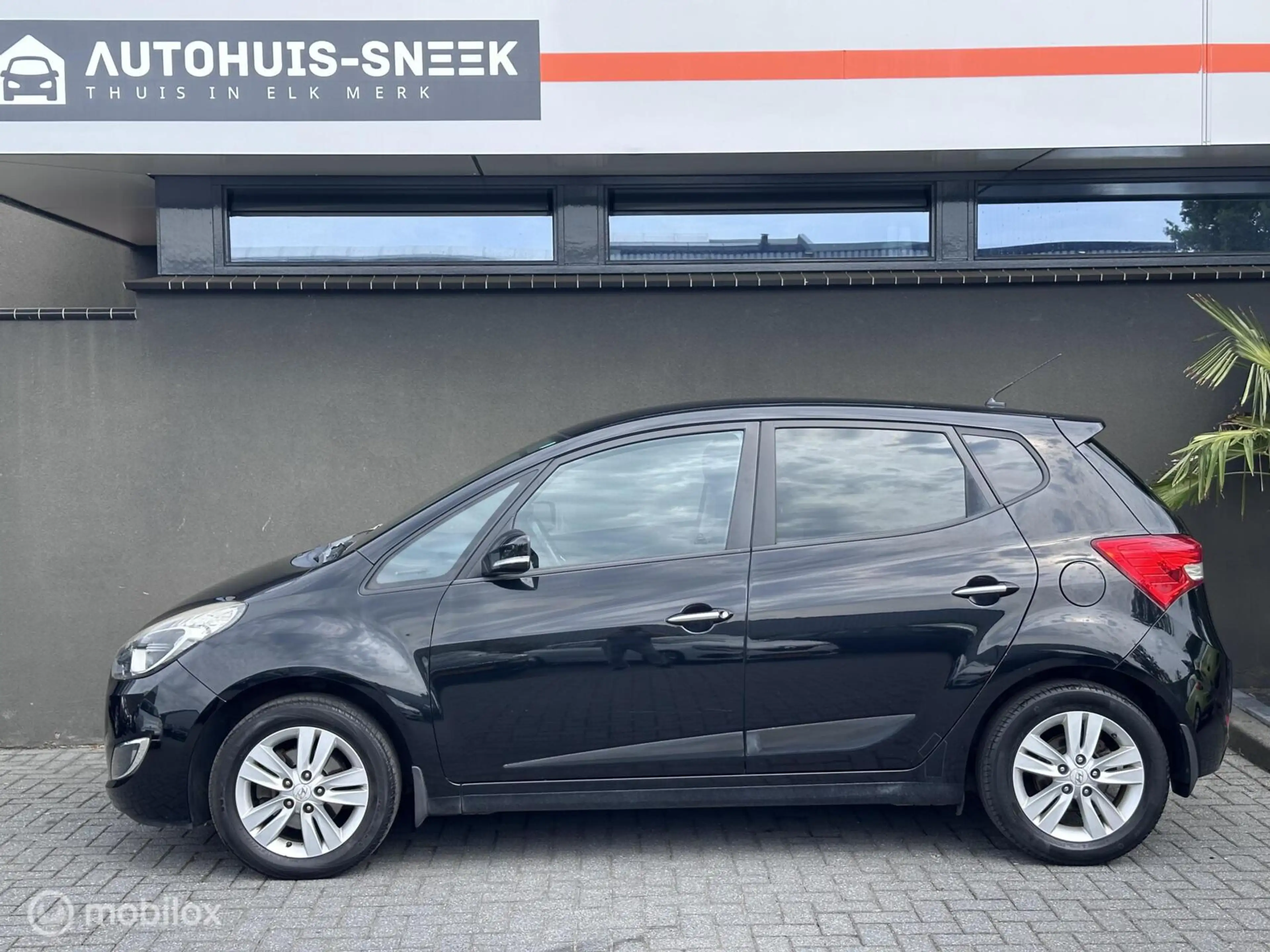 Hyundai iX20 1.6i i-Vision | Automaat | Climate | Trekhaak — photo 4