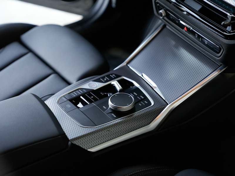 BMW 320 320d xDrive Touring M Sport Leder Kamera ACC — photo 15