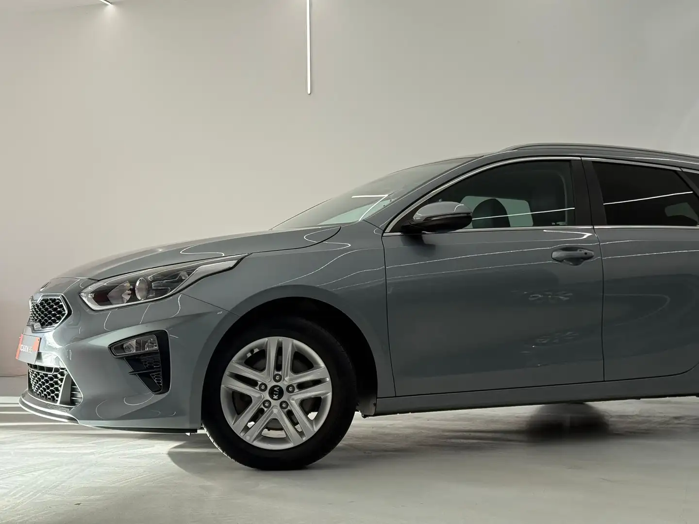 Kia Ceed SW / cee'd SW 1.6 CRDi 136 DCT ISG B. AUTO CARPLAY GPS Grau - 2