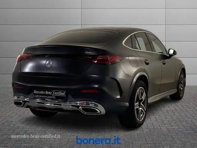 Mercedes-Benz GLC view 3
