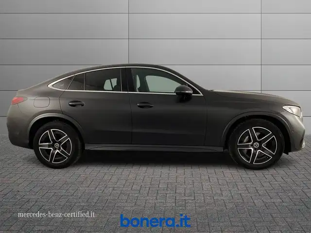 Mercedes-Benz GLC view 6