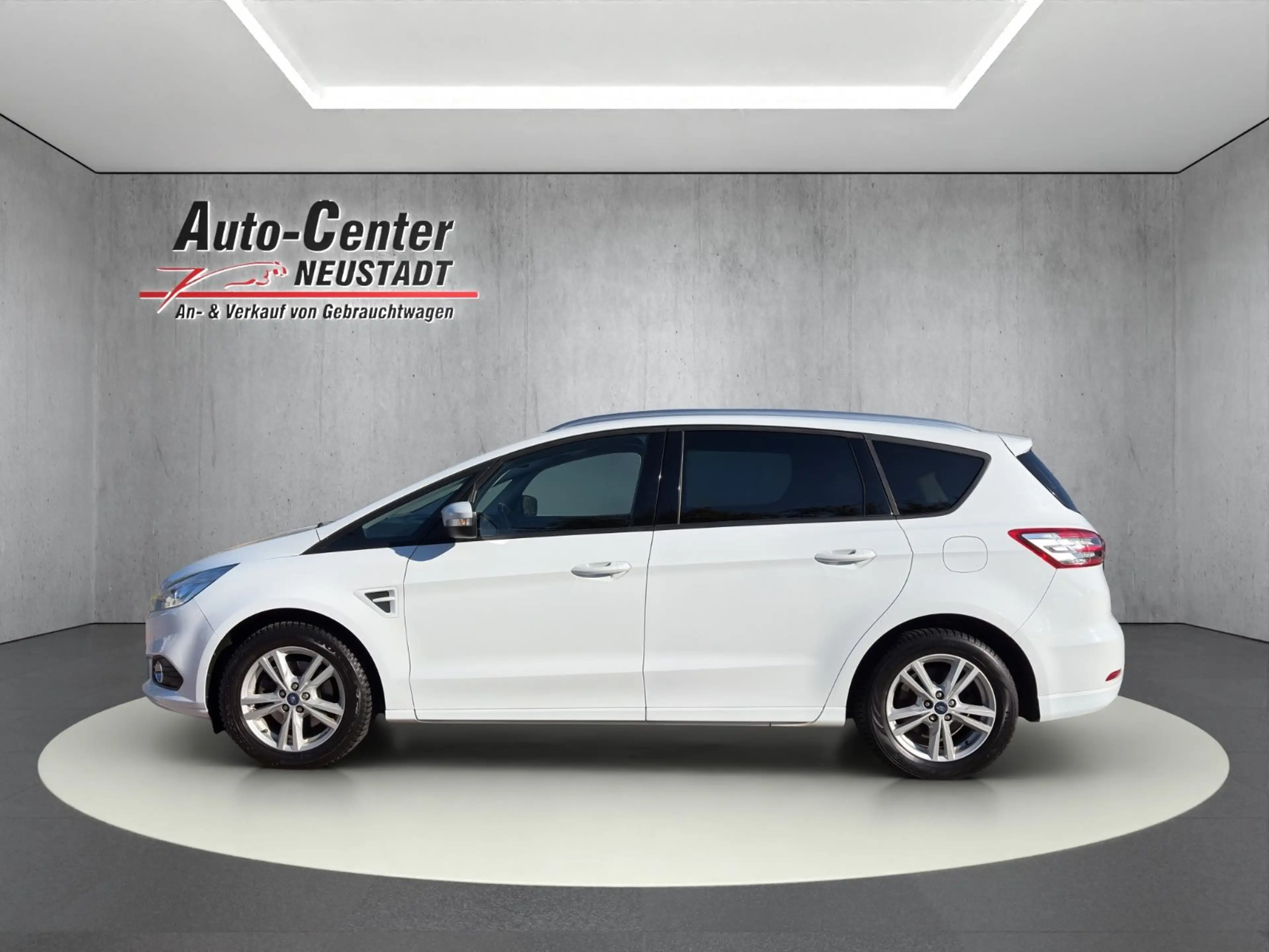 Ford S-Max Business KAMERA/NAVI/7-SITZER/CARPLAY — photo 2
