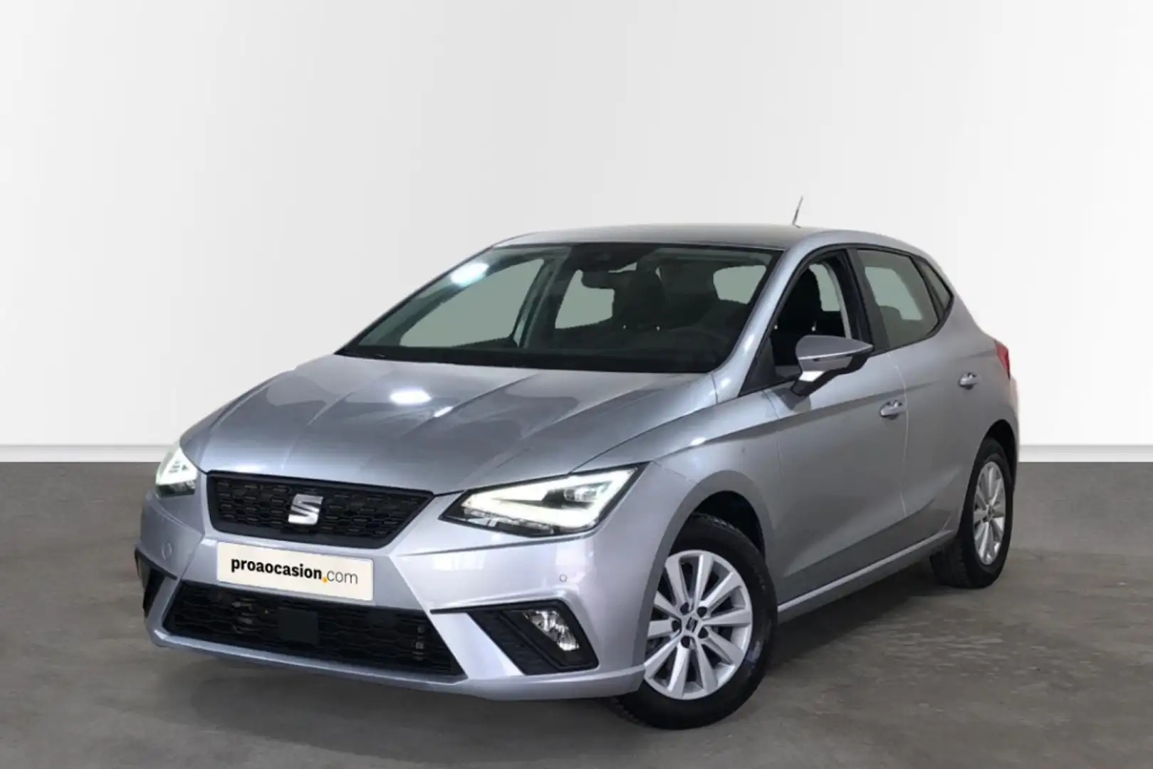 SEAT Ibiza 1.0 TSI S&S Style 110 Plateado - 1