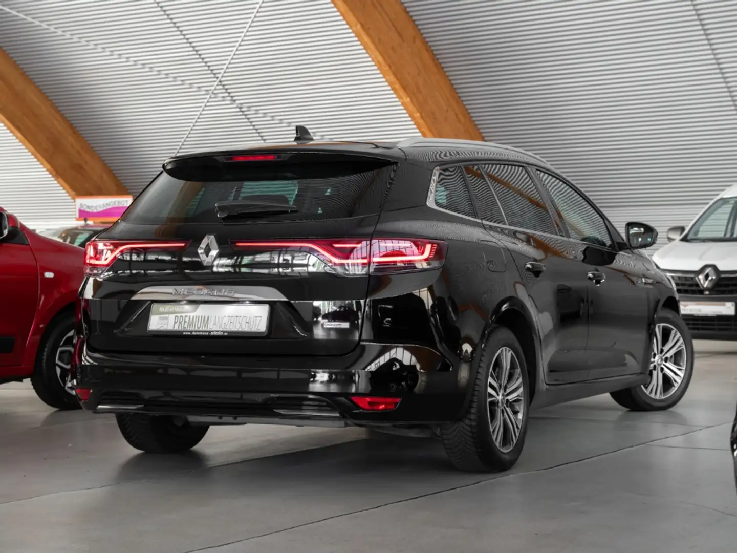 Renault Megane Intens 1.6 Grandtour Plug-in Hybrid 160 HUD Navi D Schwarz - 2