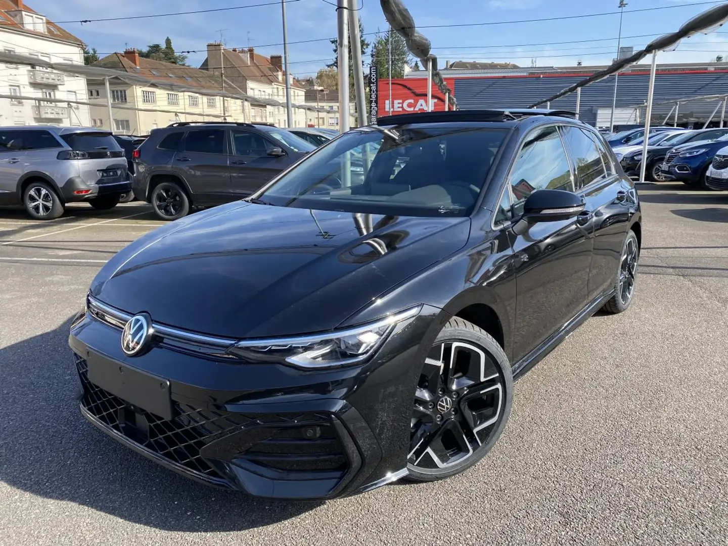 Volkswagen Golf VIII (2) 2.0 TDI 150 R-LINE DSG7 AVEC TOIT OUVRANT Noir - 1