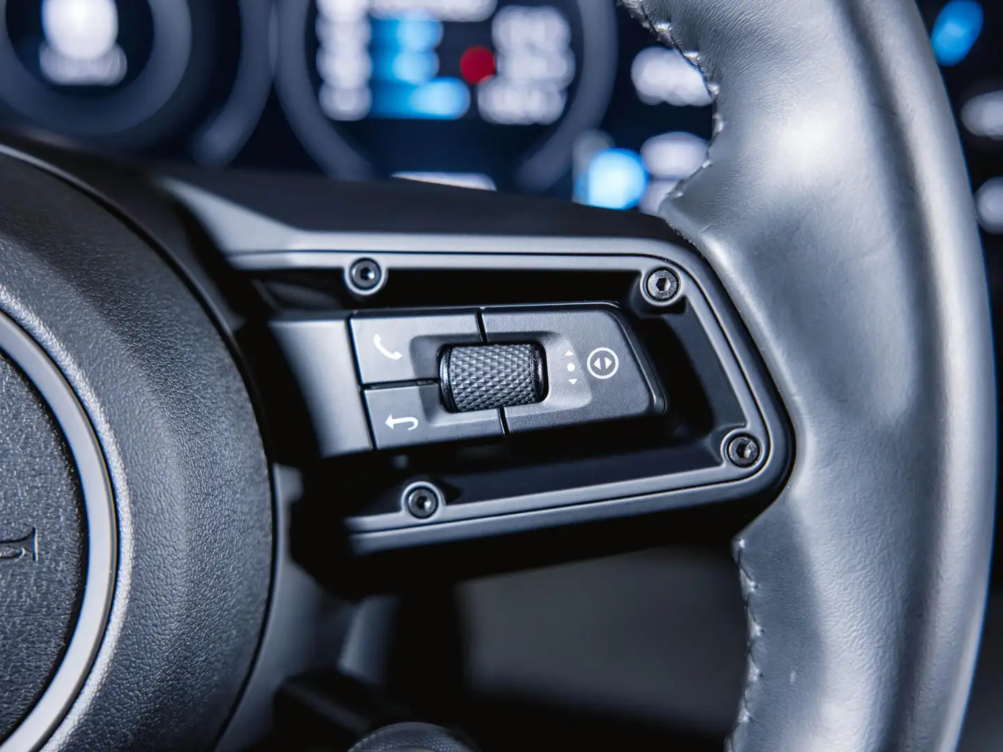 Car Image 31