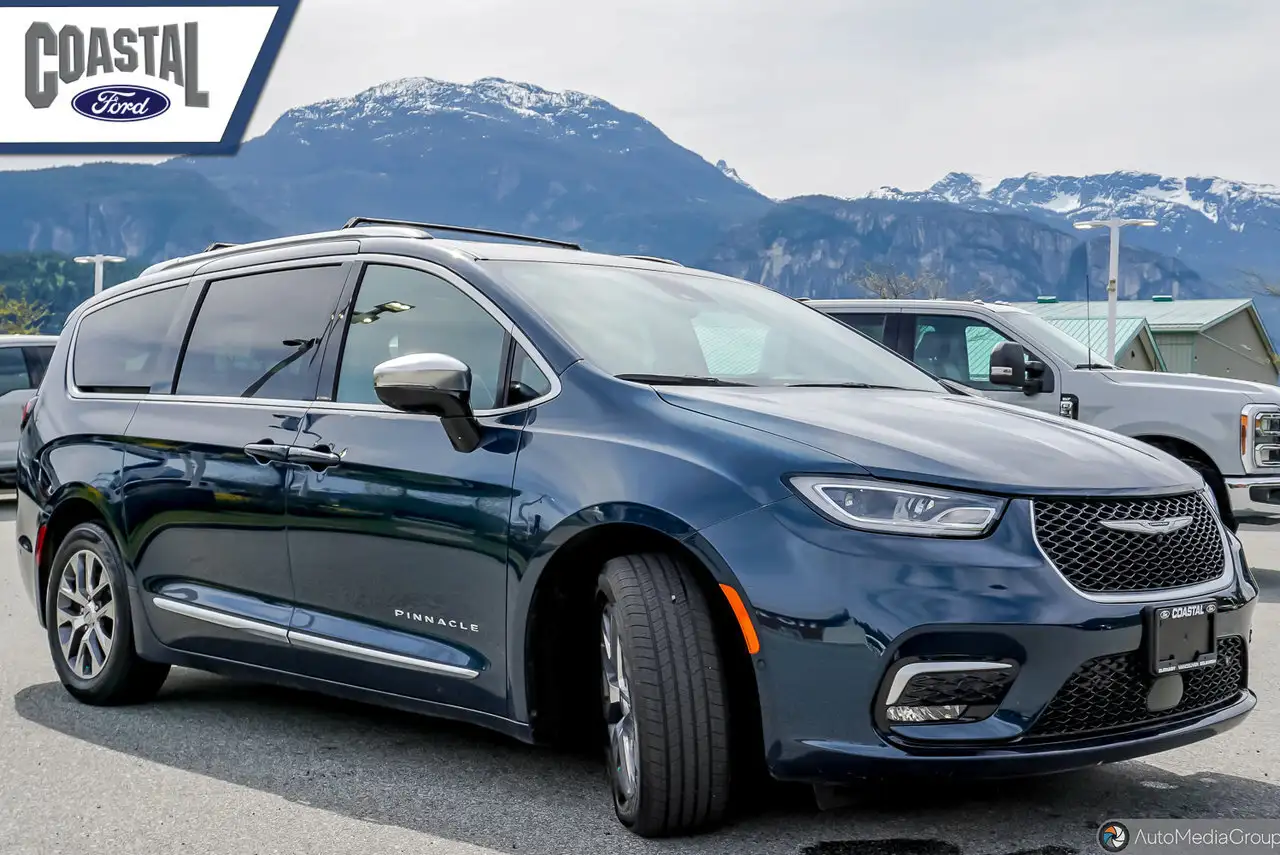 Chrysler Pacifica снимка Chrysler Pacifica