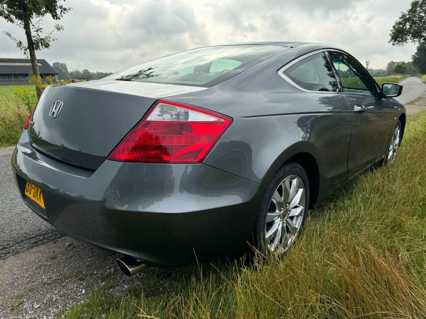 Honda Accord 2.4 COUPE AUTOMAAT 190PK Grau - 2