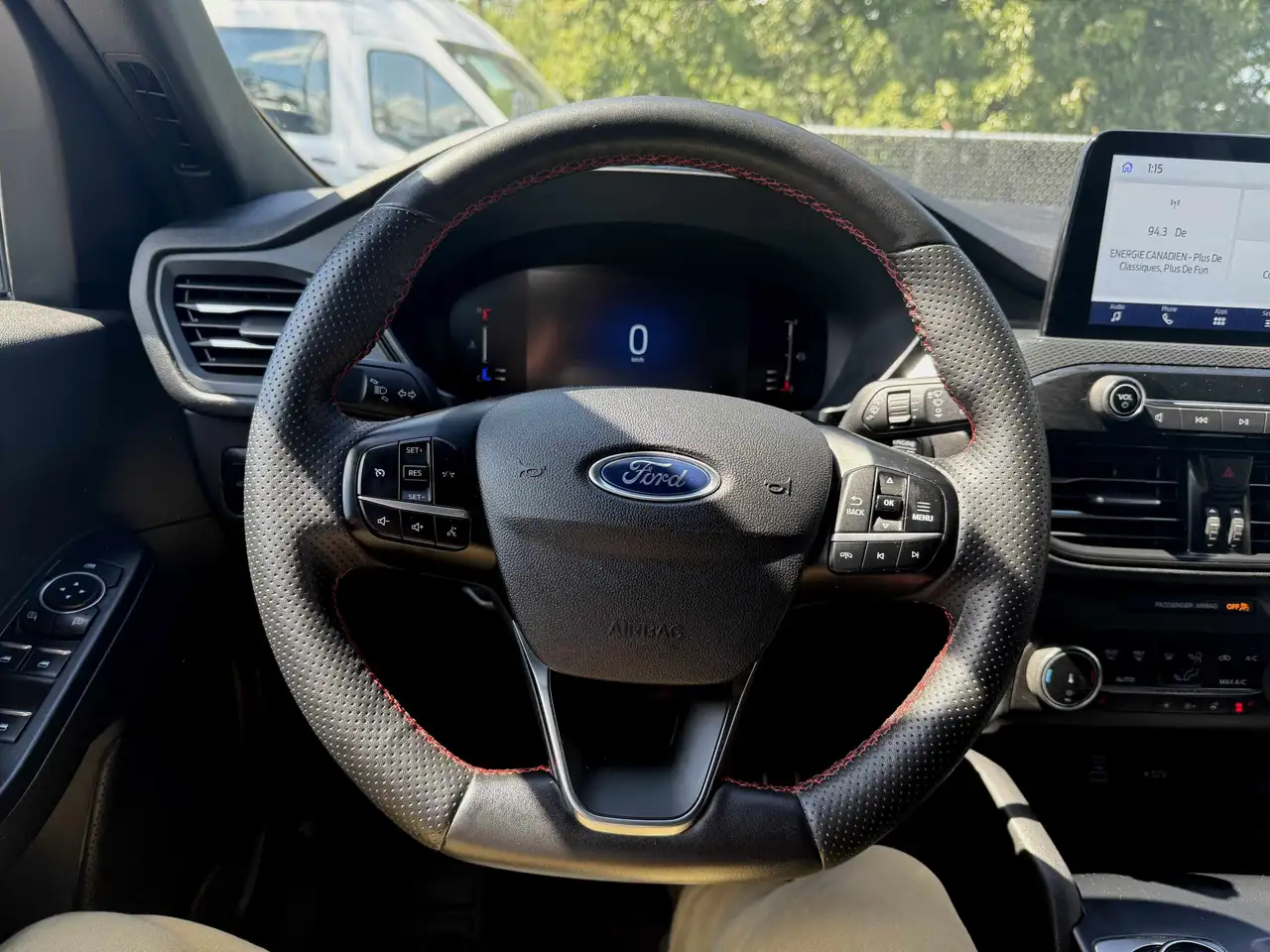 Ford Escape снимка Ford Escape