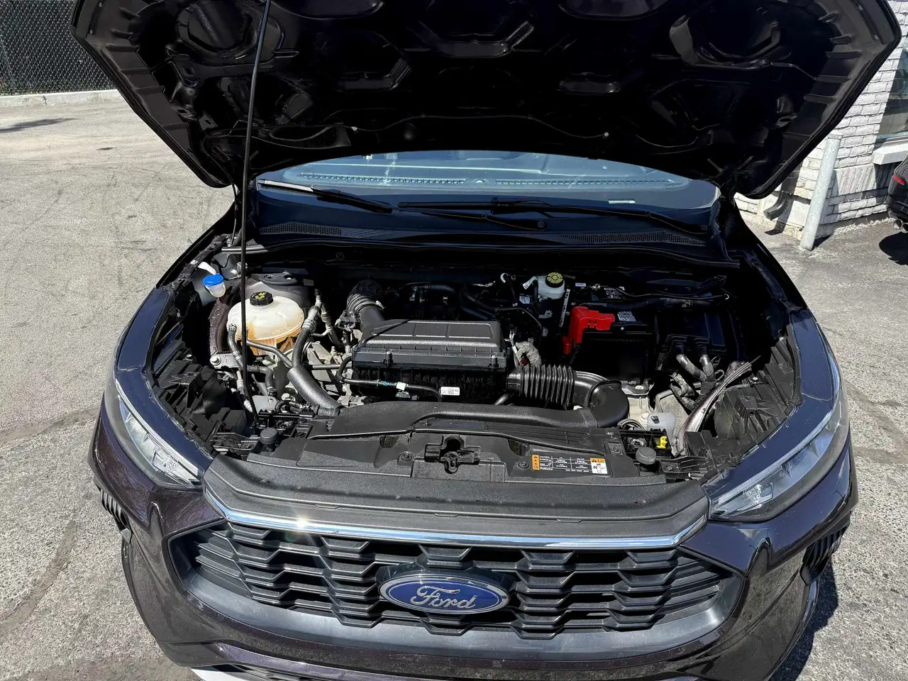 Ford Escape снимка Ford Escape