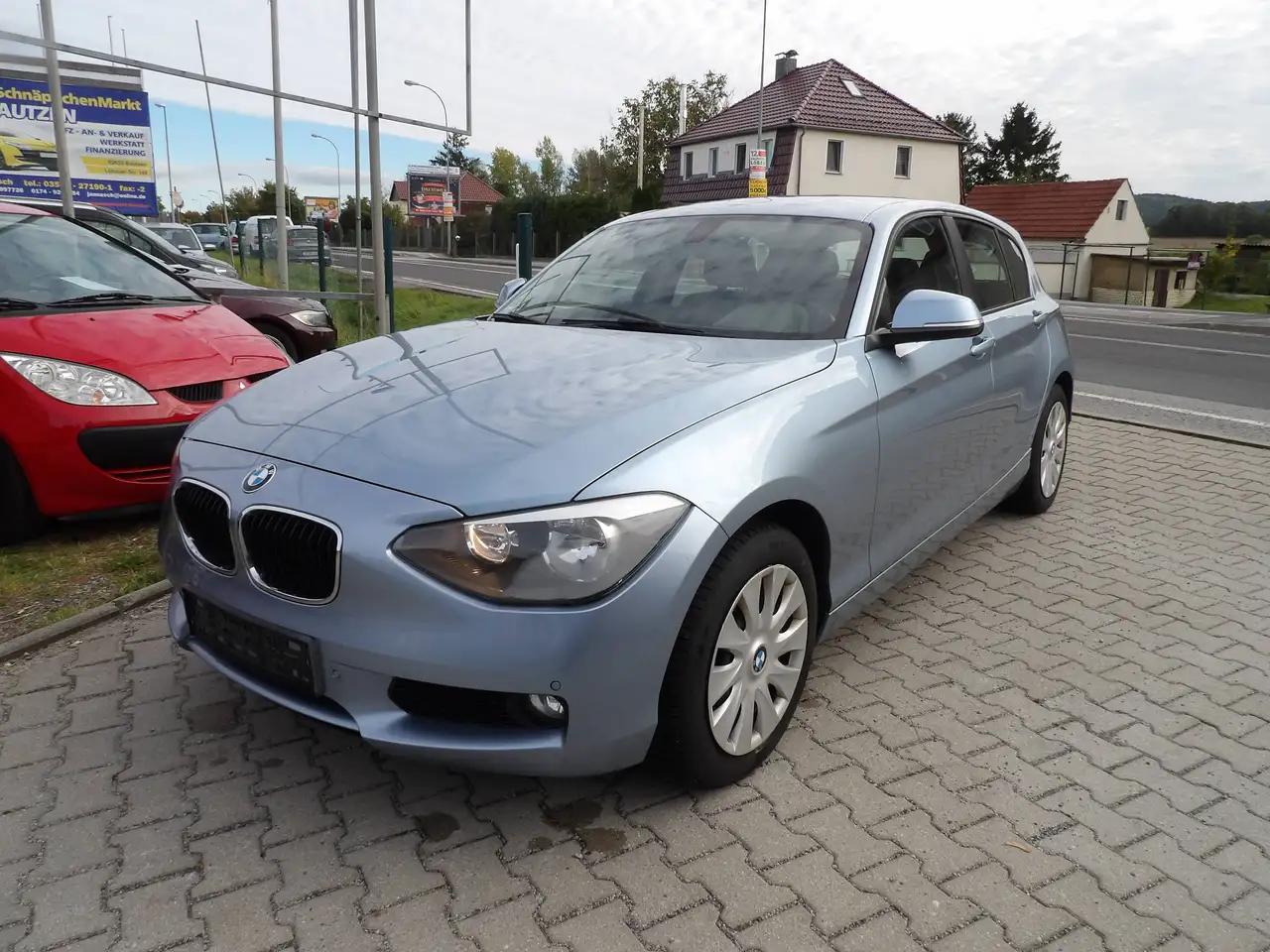 BMW 118 118 d xDrive Klima Radio HU AU Neu — photo 1 of 17