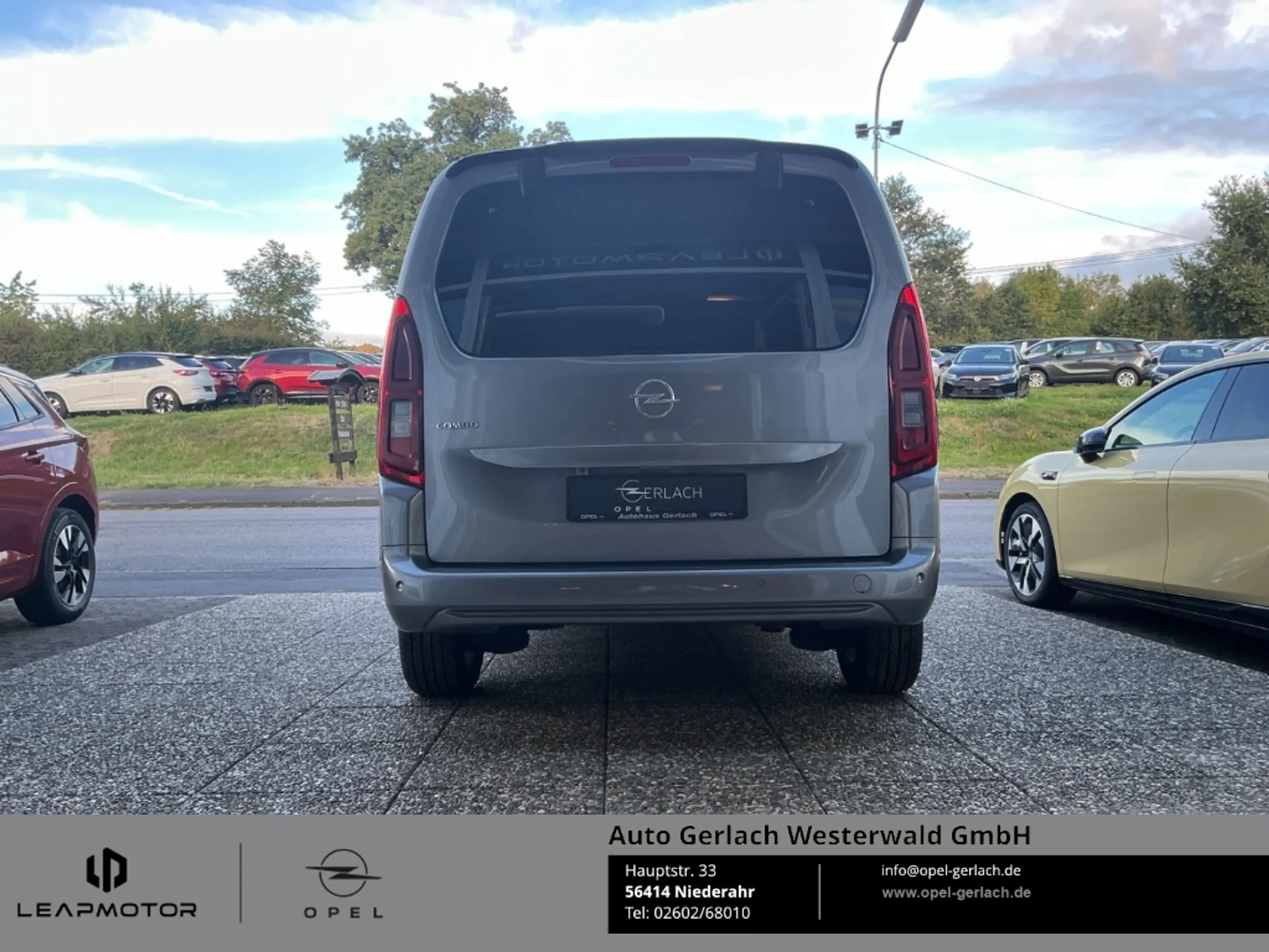 Opel Combo Life E Elegance 7-Sitzer DAB SHZ — photo 12
