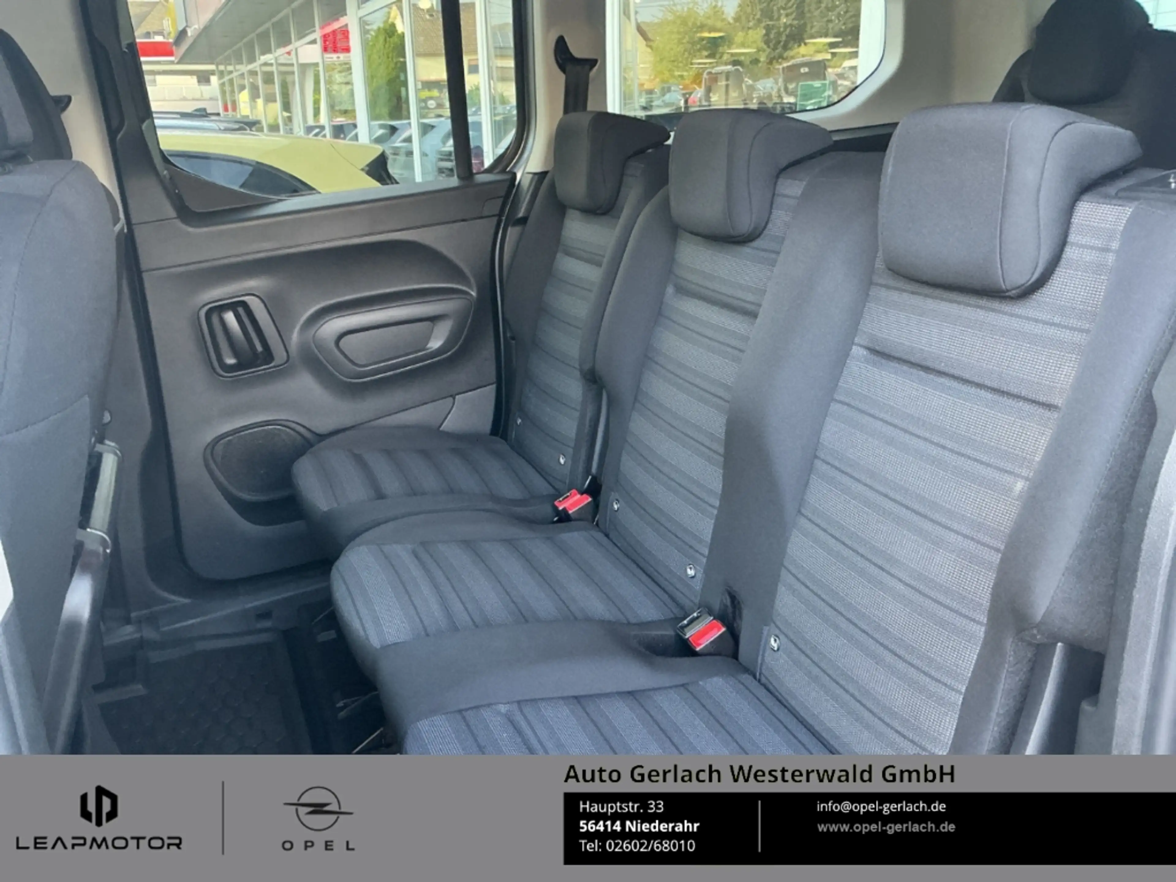 Opel Combo Life E Elegance 7-Sitzer DAB SHZ — photo 9