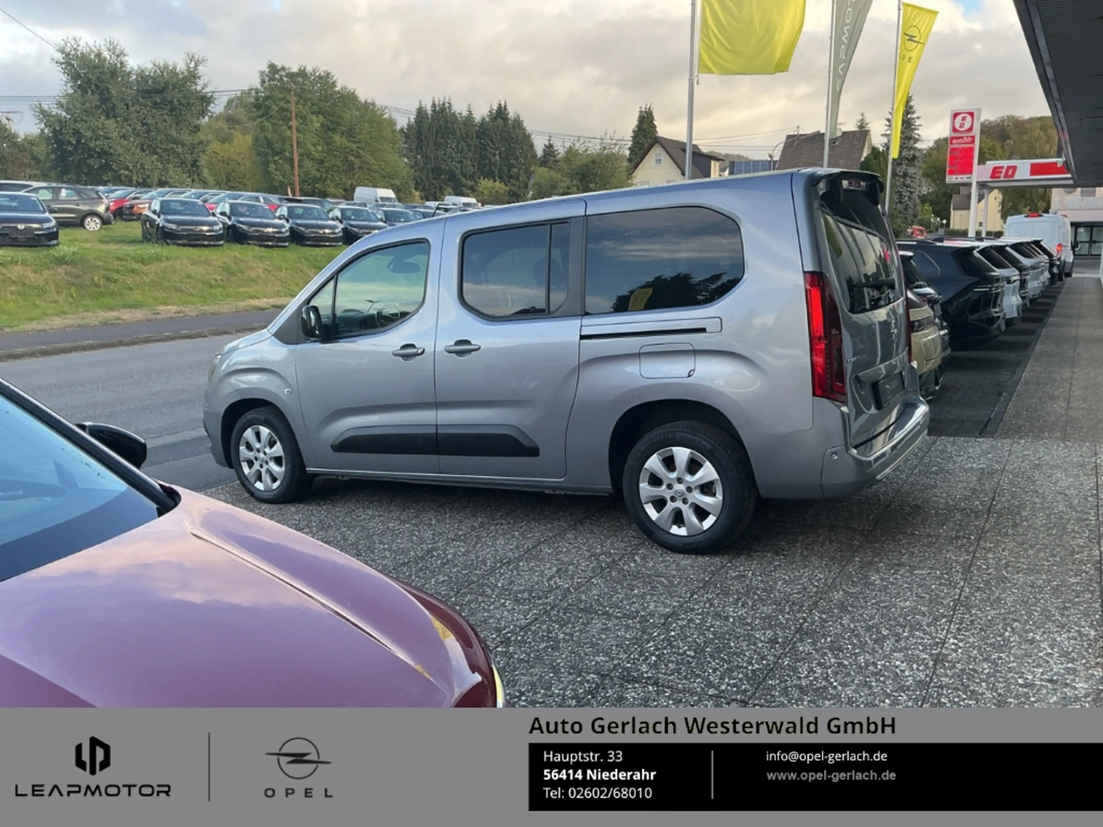Opel Combo Life E Elegance 7-Sitzer DAB SHZ — photo 11